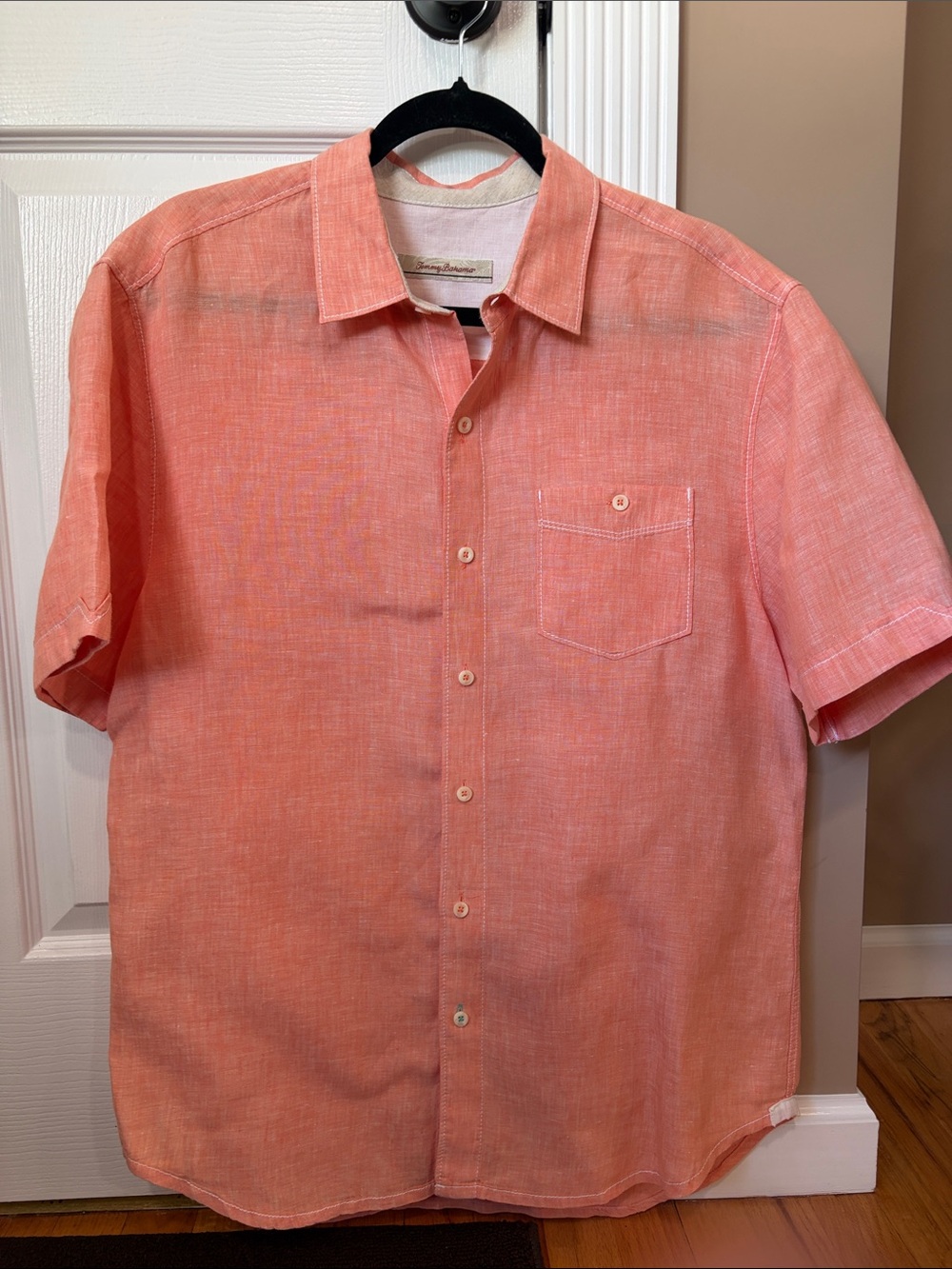 Final sale- Tommy Bahama -like new Coral Short-Sleeve Button-Down Shirt